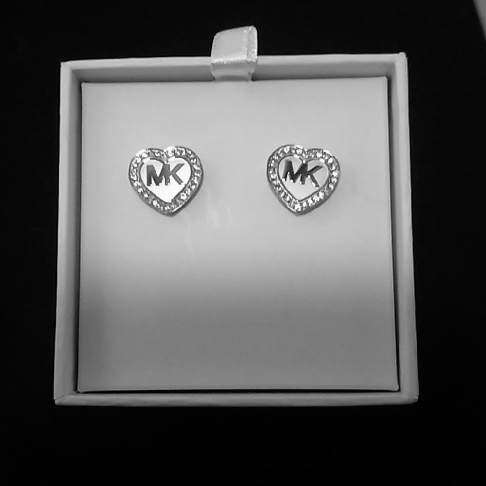 Michael Kors Earrings NEW IN BOX silver stud